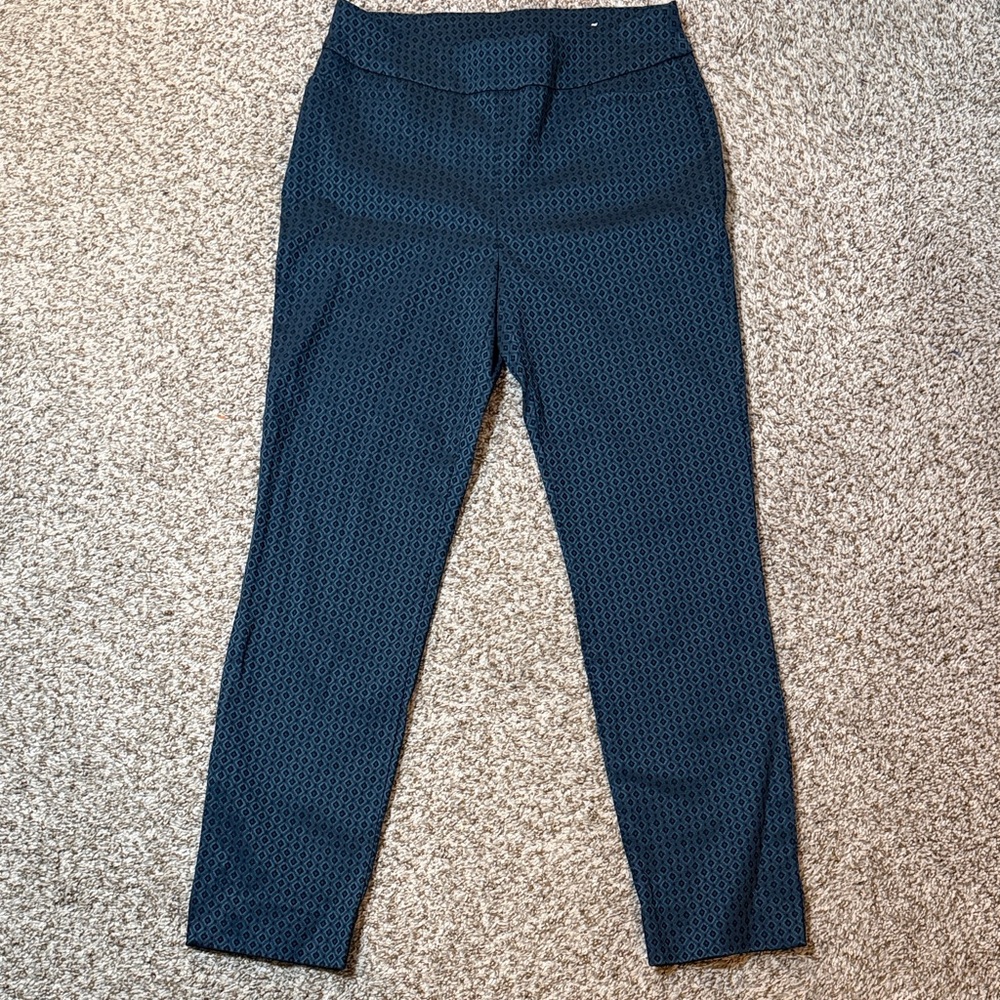 Chico's Teal Blue Diamond-Print Stretch Ankle Pants. Size Small (0R)